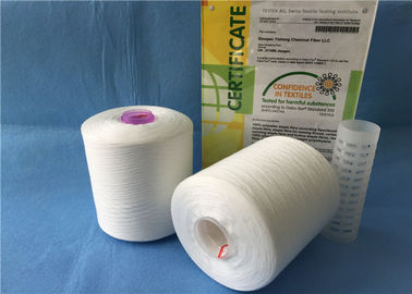중국 플라스틱 관을 가진 순수한 백색 강선전도 50s/2 꿰매는 폴리에스테 뜨개질을 하는 털실 협력 업체